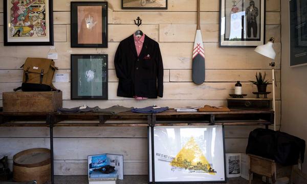 邵永高铁全线“咽喉工程”跨沪昆高速特大桥转体梁成功转体